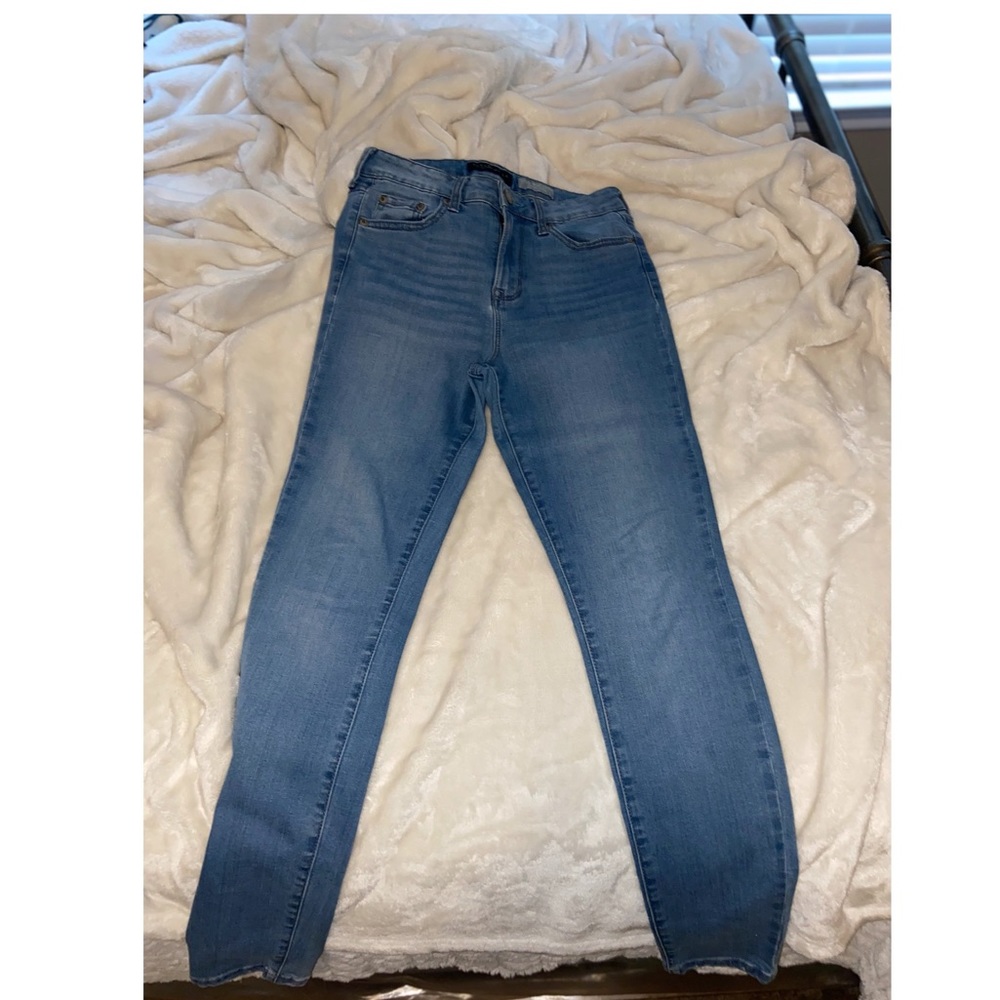 Size 6 regular/normal